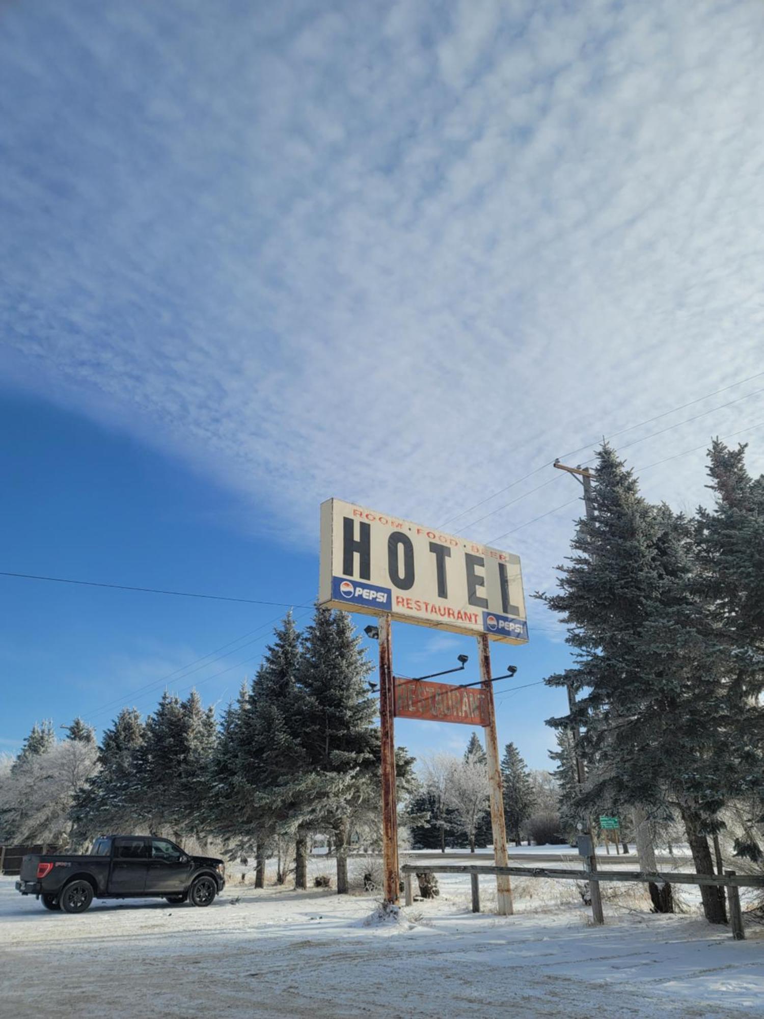 Rosthern Hotel Zewnętrze zdjęcie